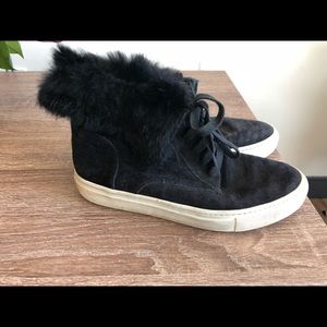 VINCE fur/suede sneakers